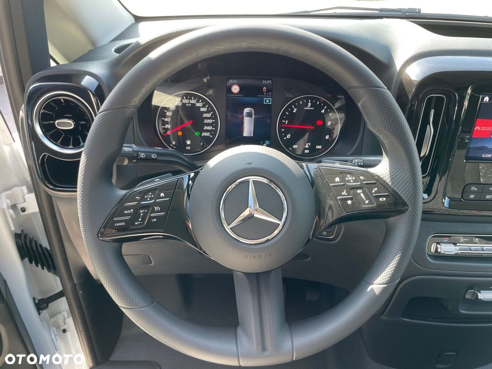 Mercedes-Benz Vito - 16
