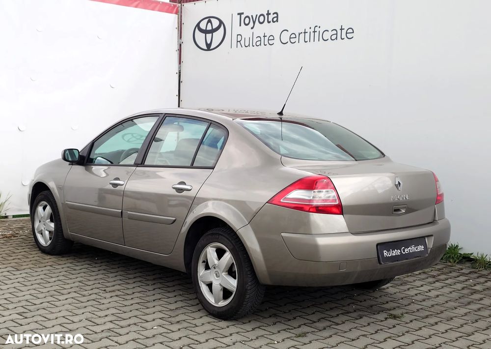 Renault Megane 1.6 Exception - 6