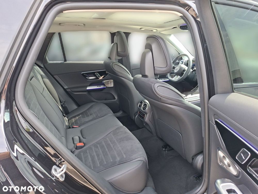 Mercedes-Benz GLC - 15