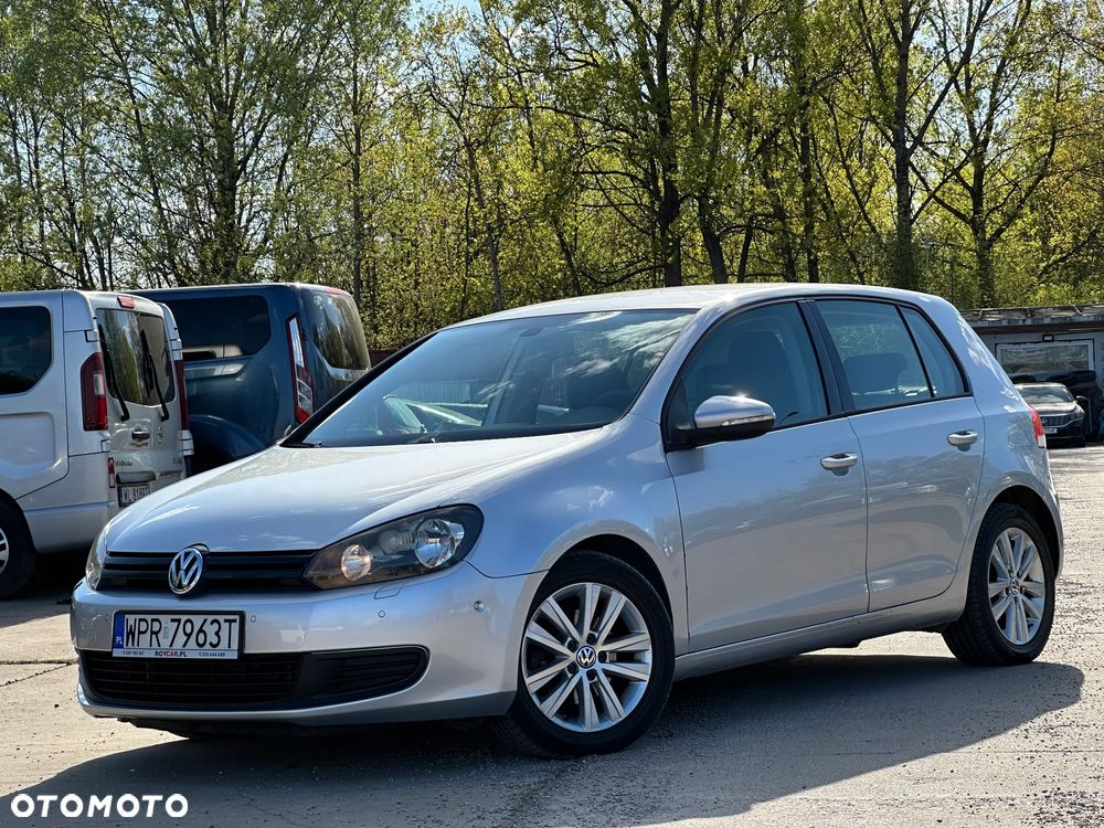 Volkswagen Golf - 2