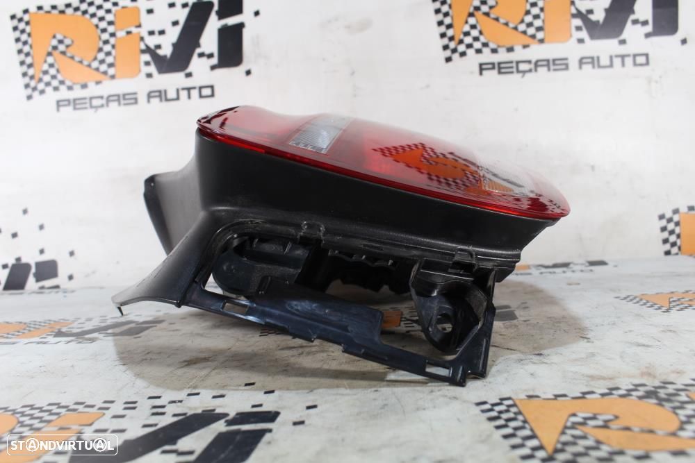 Farolim Direito Bmw 1 (F20)  Farolim Direito / Passageiro Bmw Serie 1 - 9