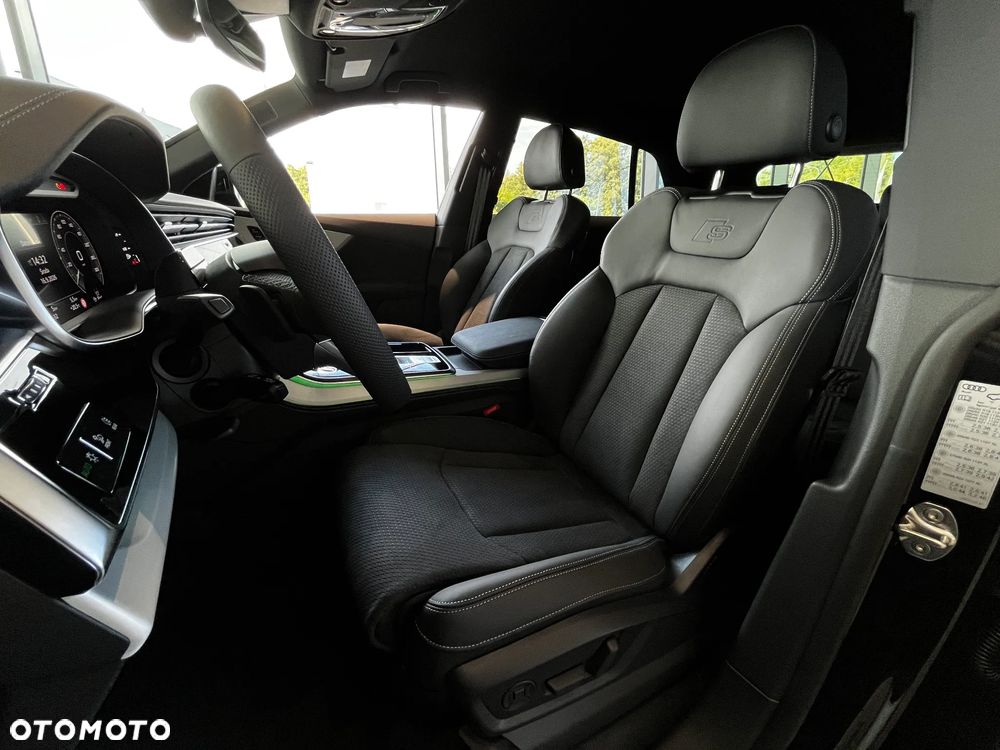 Audi Q8 TFSI e PHEV 290 kW Quattro Tiptronic - 9