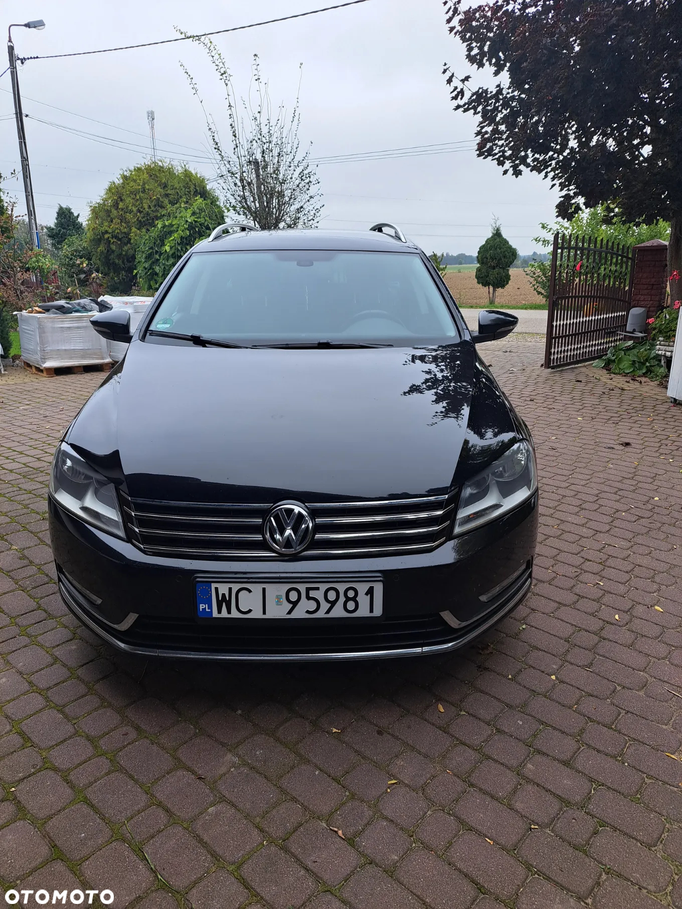 Volkswagen Passat Variant 2.0 Blue TDI SCR Comfortline - 2