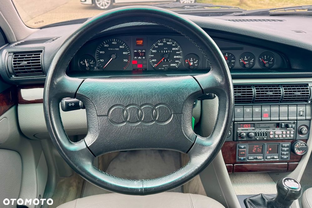 Audi 100 2.8 Quattro - 24