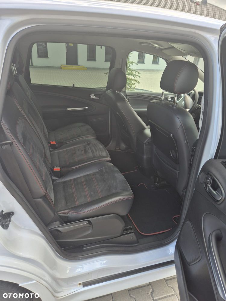 Ford S-Max - 10