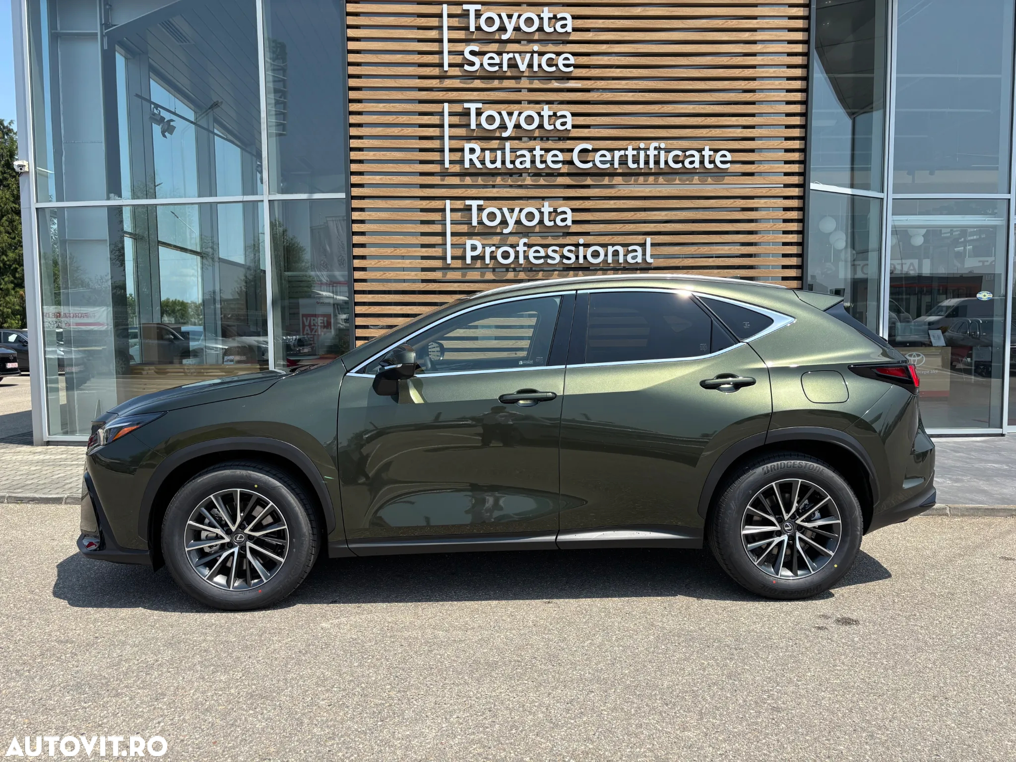Lexus Seria NX 450h+ 2.5 TNGA HV 25H PHEV CVT Executive - 6