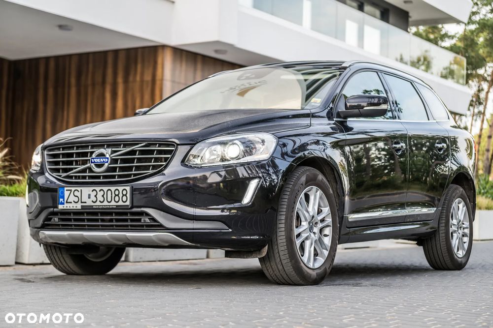 Volvo XC 60 D5 AWD Summum - 2