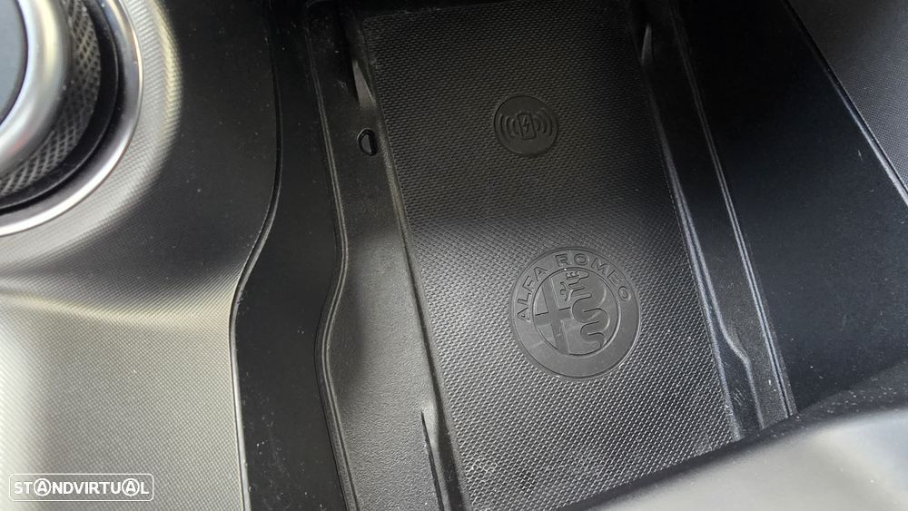 Alfa Romeo Tonale 1.3 VGT Q4 Ti - 40