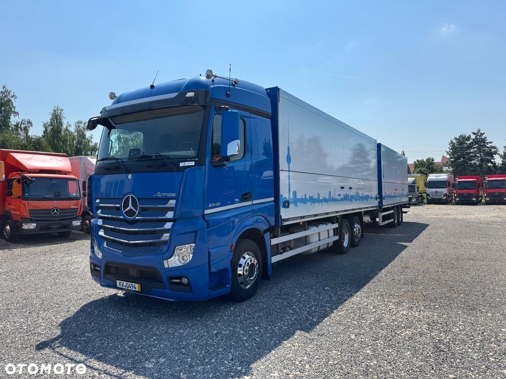 Mercedes-Benz Actros - 2