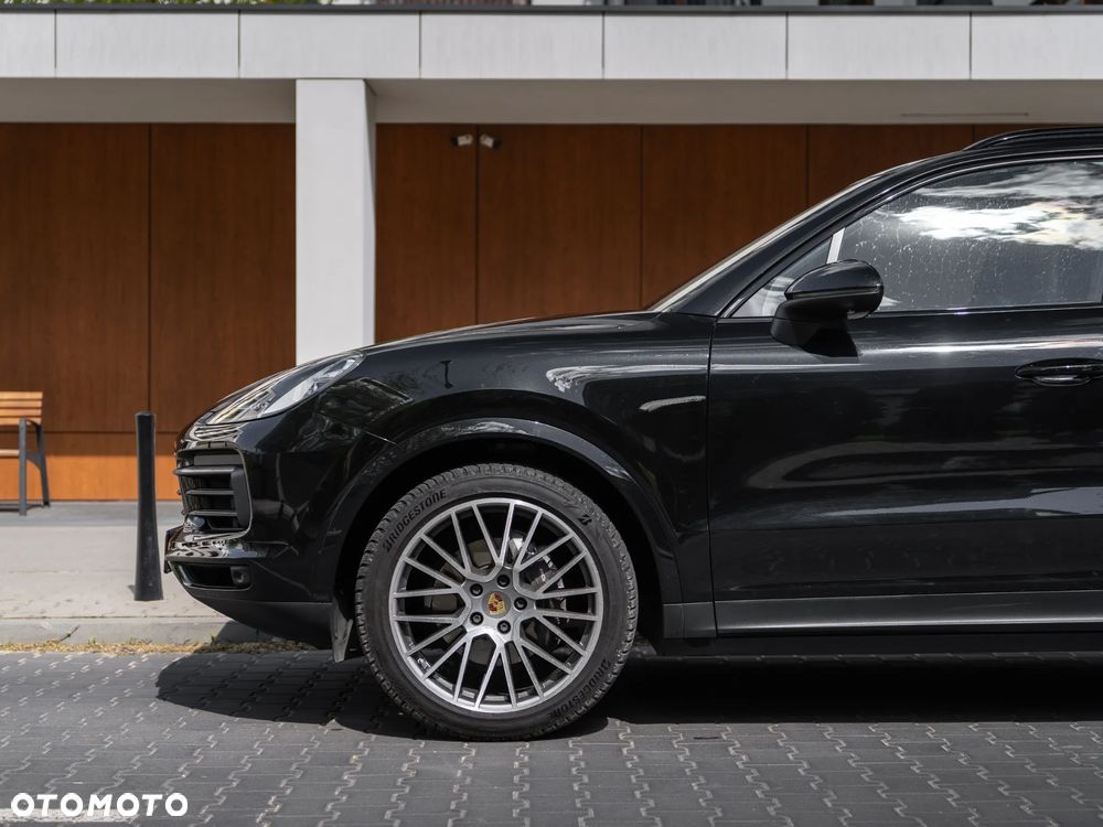 Porsche Cayenne Platinum Edition - 2