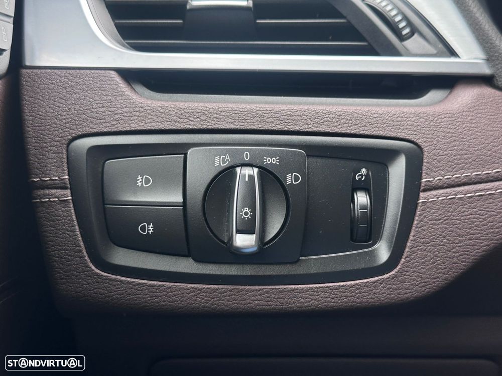 BMW X2 18 d sDrive Auto Pack M — fotografia 22