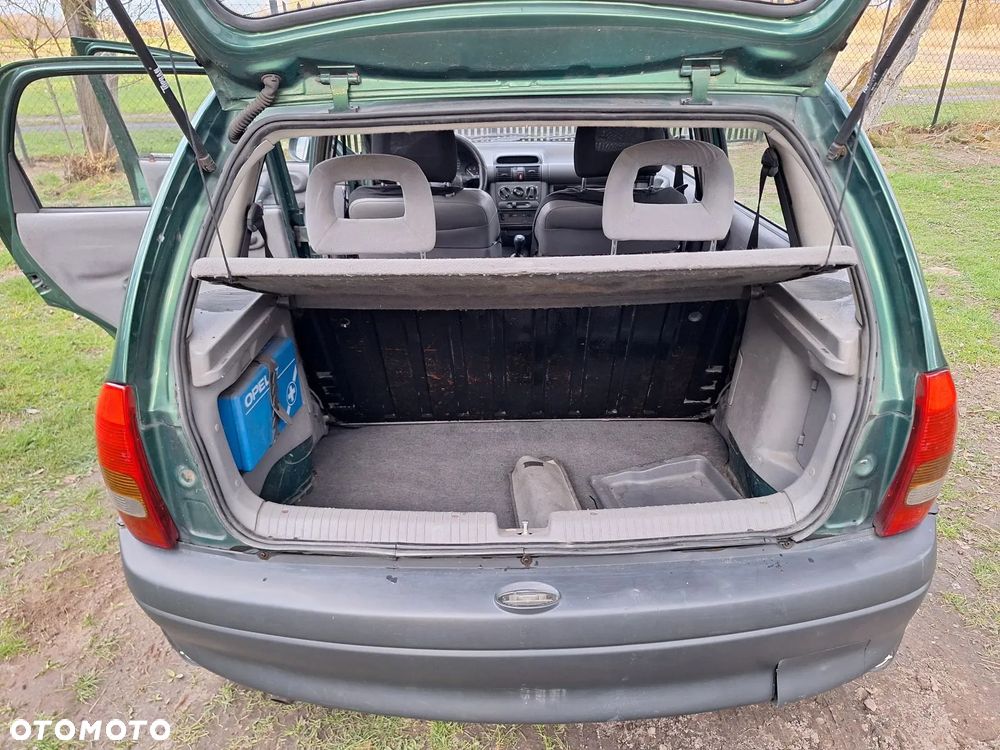 Opel Corsa - 9