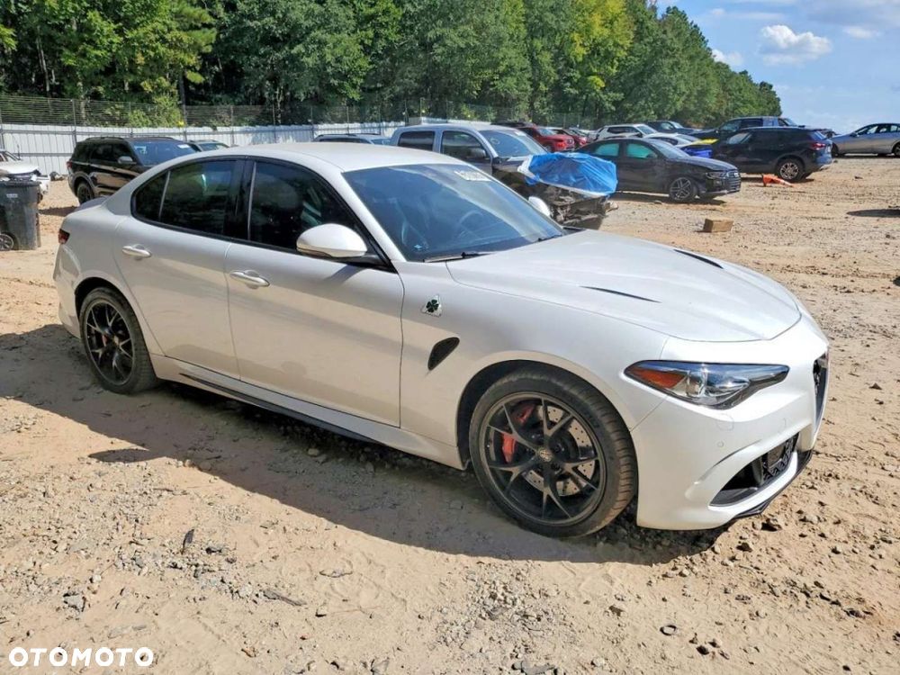 Alfa Romeo Giulia - 3