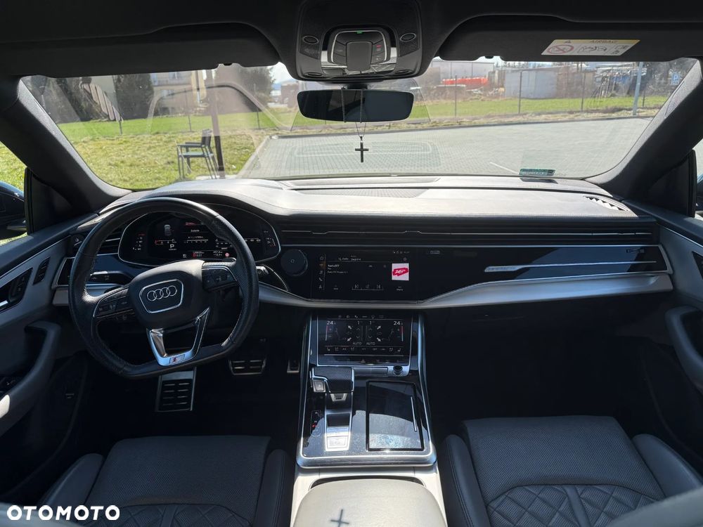 Audi SQ8 - 9