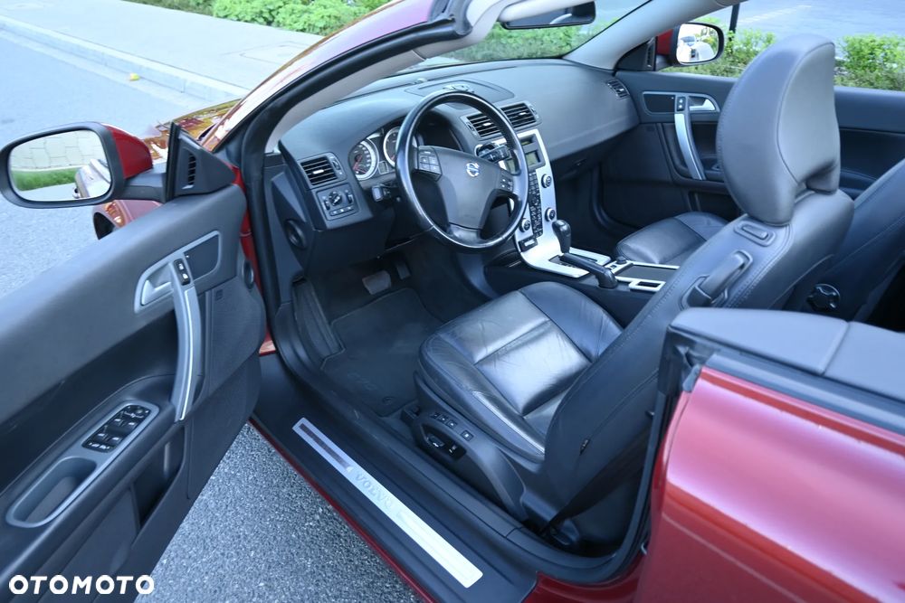 Volvo C70 2.0D Powershift Momentum - 31