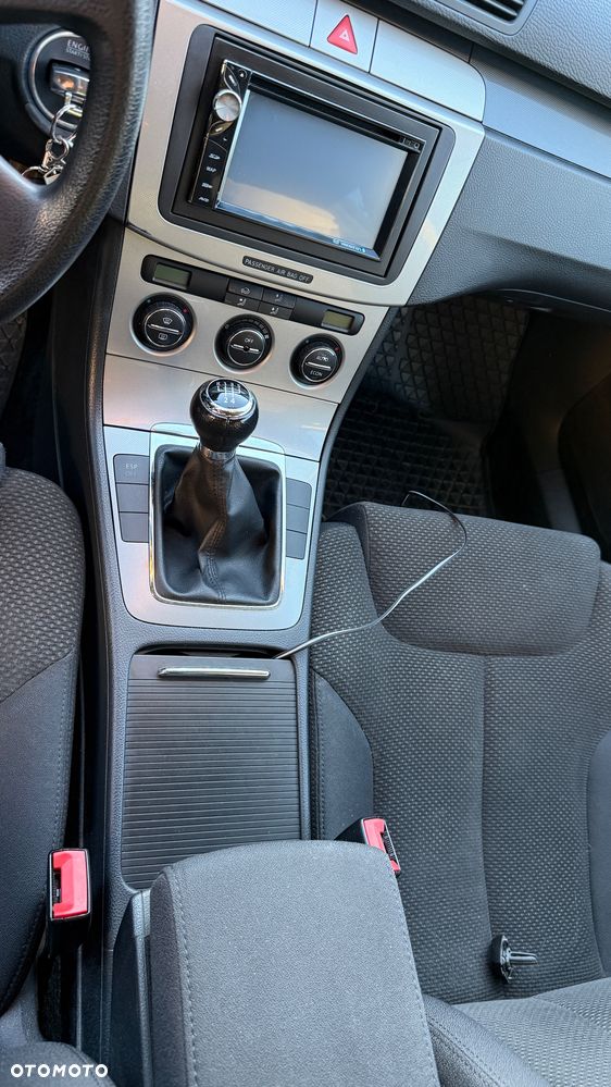 Volkswagen Passat 1.9 TDI Trendline - 14