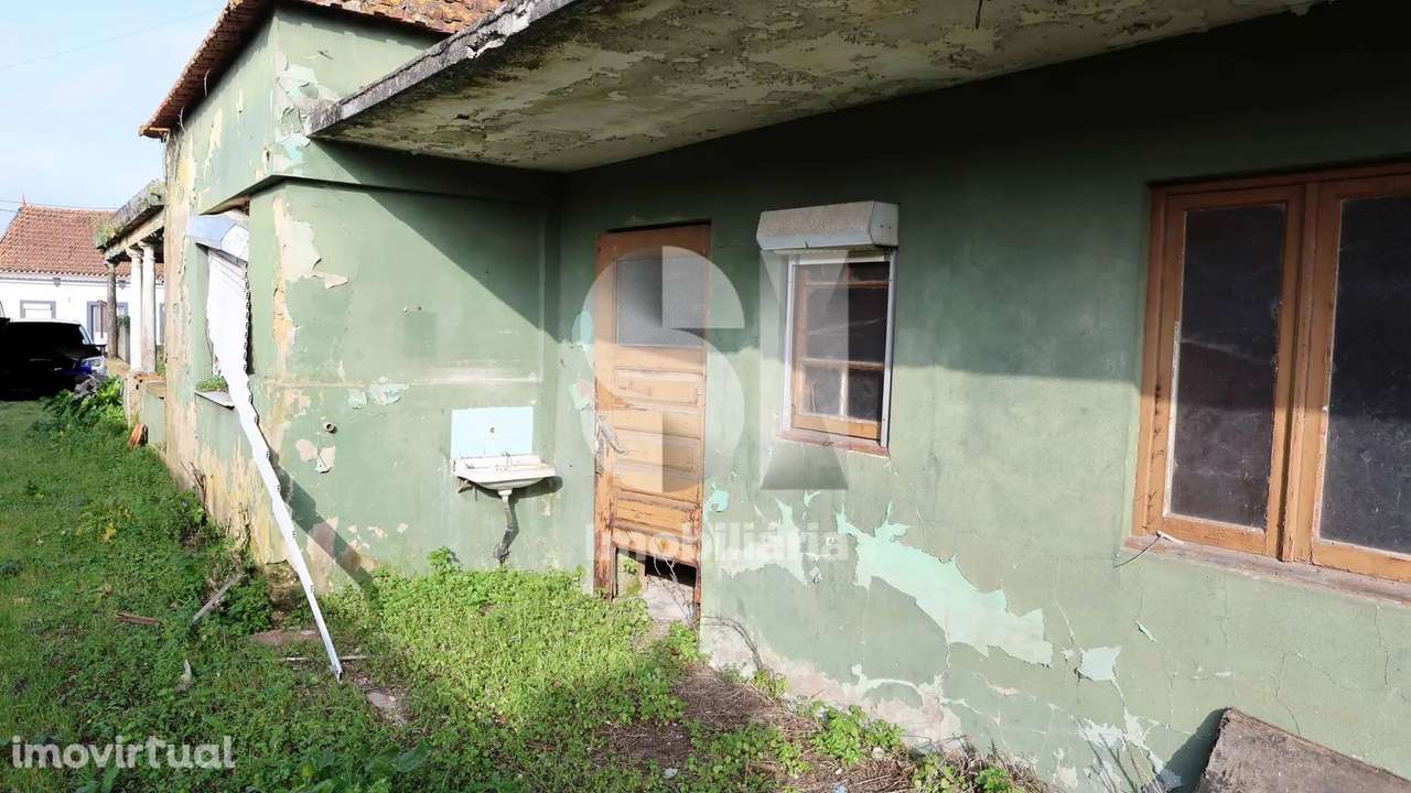 Moradia térrea T3, terreno com poço e dependências - Grande imagem: 4/22