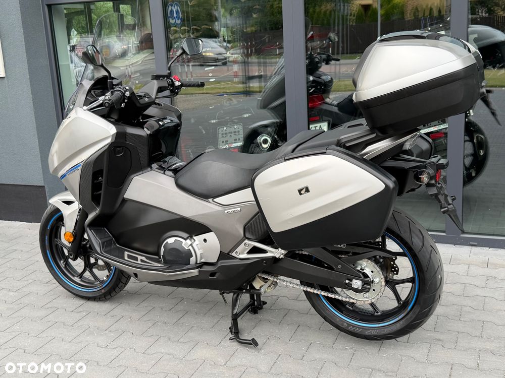 Honda NC - 29