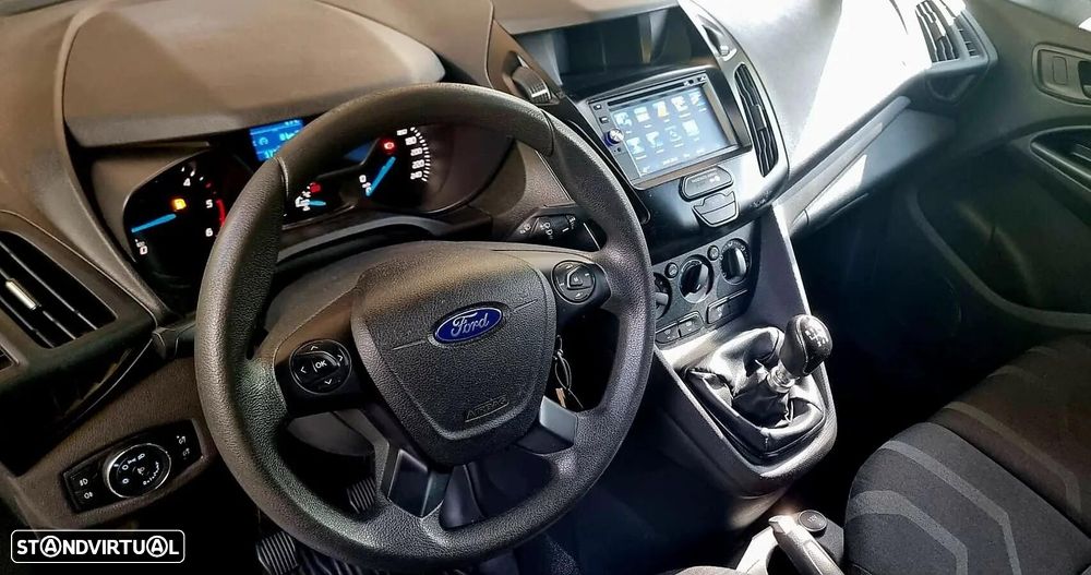 Ford Transit Connect L2 3 Lugares - 27