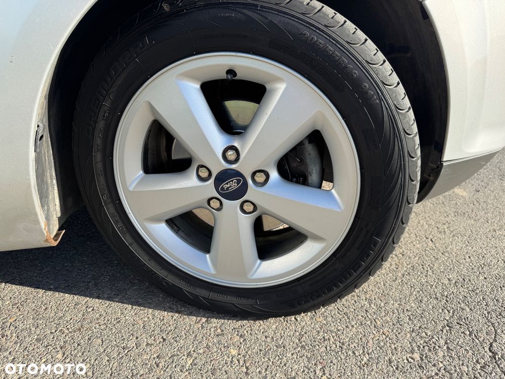 Ford Focus - 12