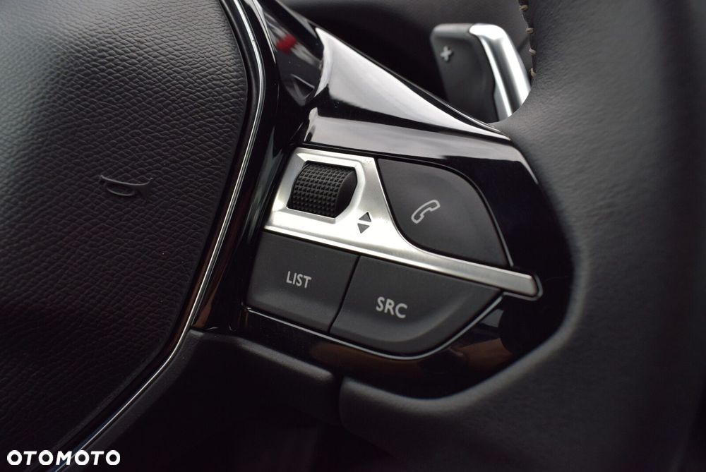 Peugeot 3008 1.5 BlueHDi Allure S&S EAT8 - 27