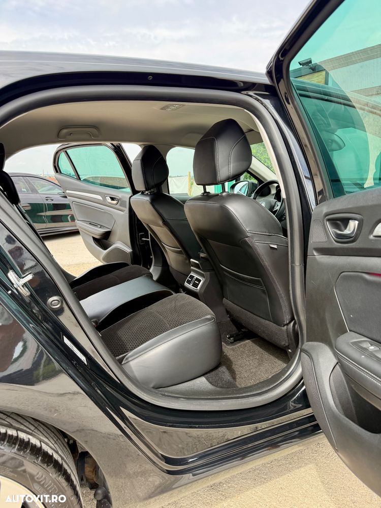 Renault Megane ENERGY TCe 130 EDC INTENS - 9