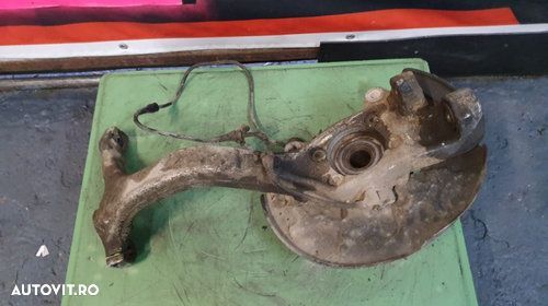 Fuzeta dreapta fata  AUDI A4 II Avant 8E5, B6 2000 - 2005 8E0407254C? / 8E0 407 254 C
