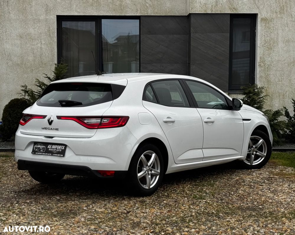Renault Megane BLUE dCi 115 ZEN - 26