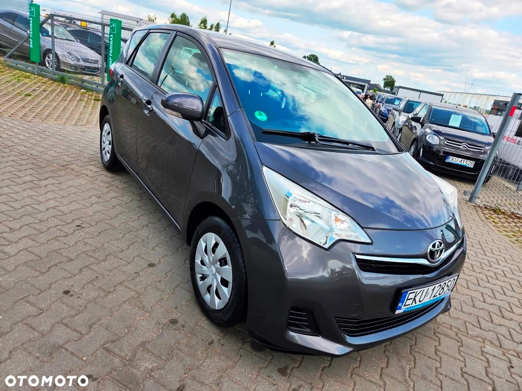 Toyota Verso S 1.33 Premium - 23