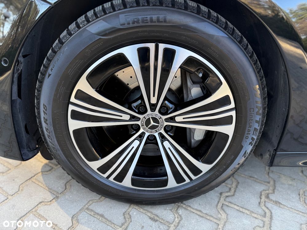 Mercedes-Benz Klasa E - 16