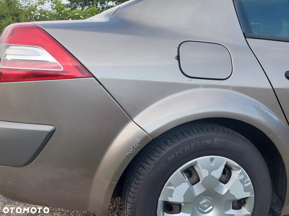 Renault Megane 1.6 16V Authentique - 5