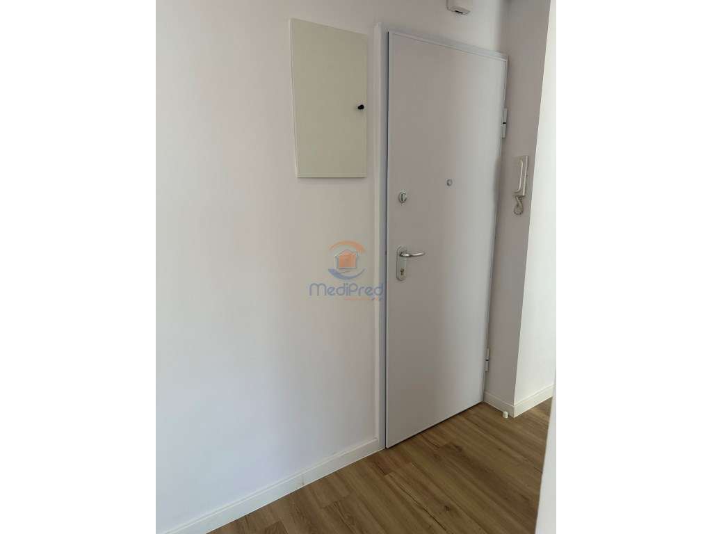 Apartamento T1 com Varanda Circundante | Odivelas - Grande imagem: 5/16