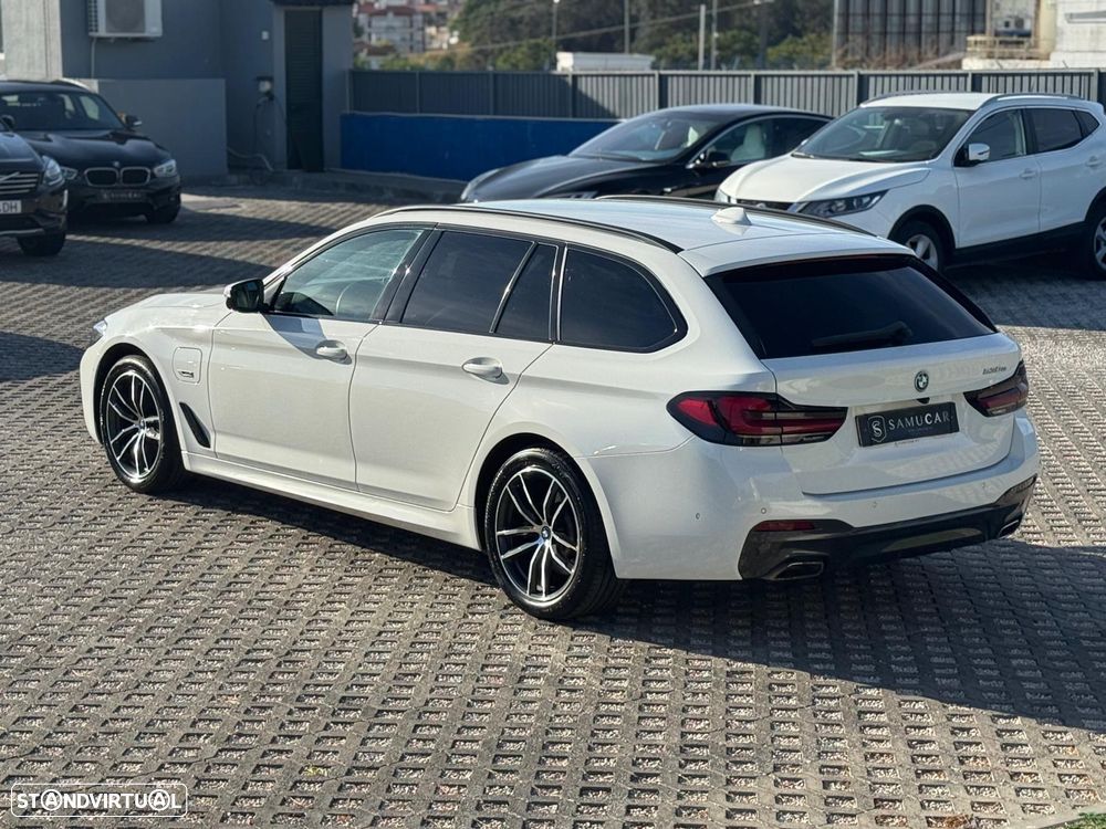 BMW 530 e Pack Desportivo M - 8