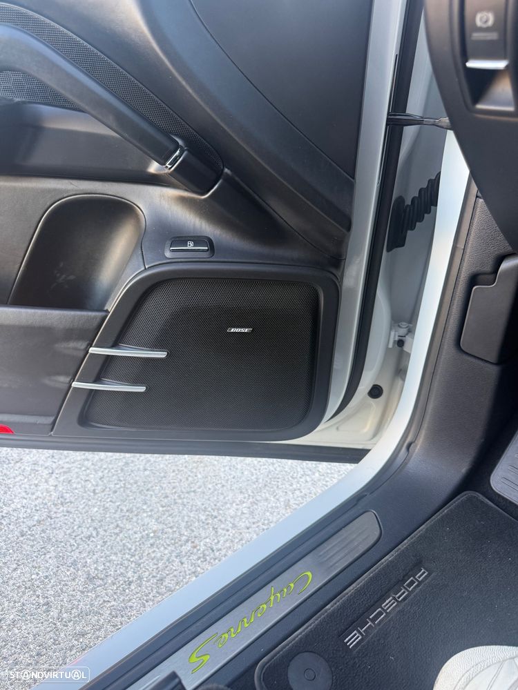 Porsche Cayenne - 15