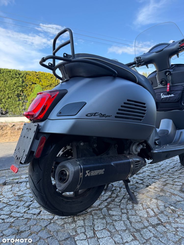 Vespa GTS - 2