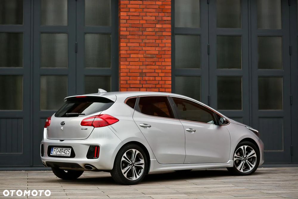 Kia Ceed Cee'd 1.6 CRDi GT Line - 8