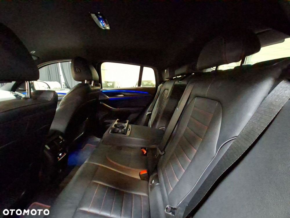 BMW X4 - 18