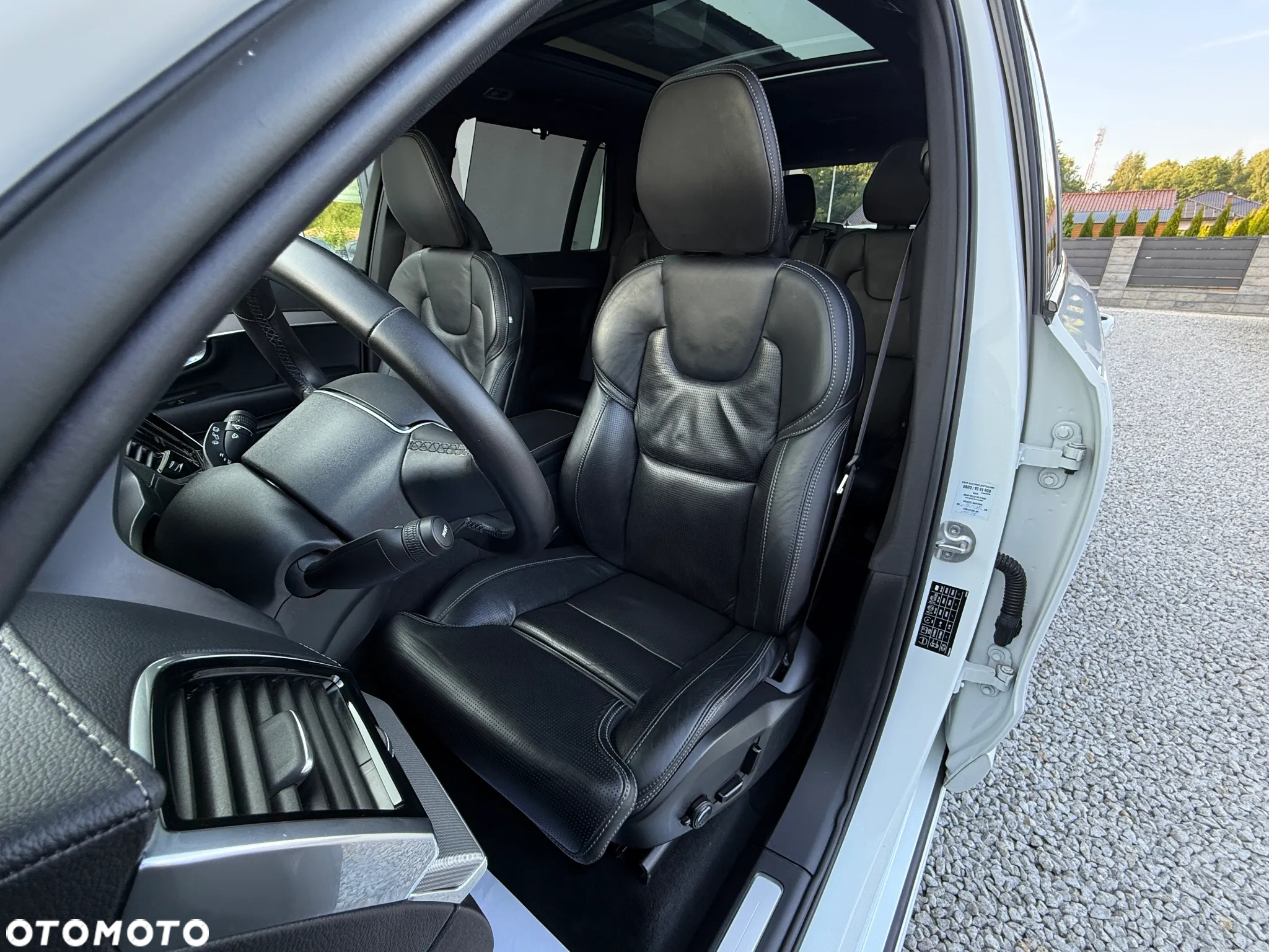 Volvo XC 90 T8 AWD Recharge Geartronic RDesign Edition - 27