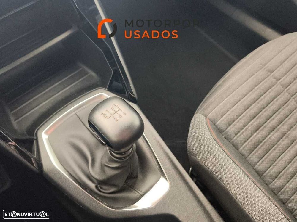 Peugeot 2008 1.2 PureTech Active - 21