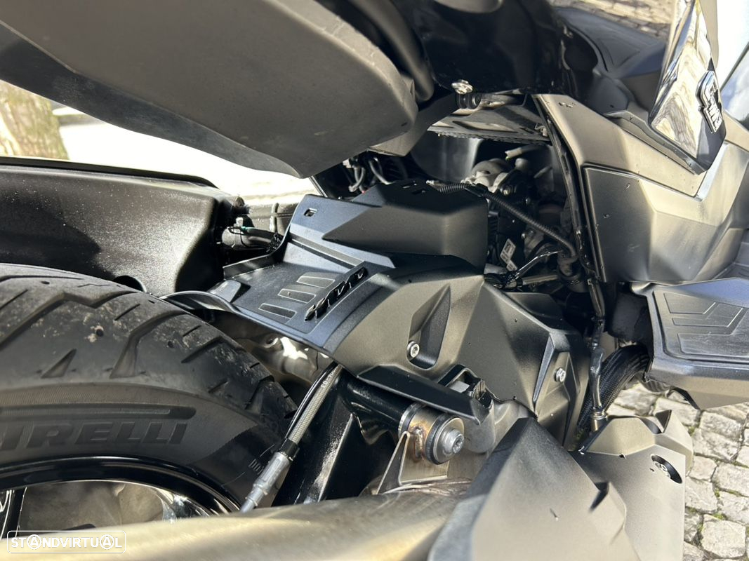 BMW C 400 GT Triple Black - 11