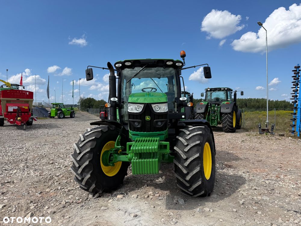 John Deere 6125R - 2