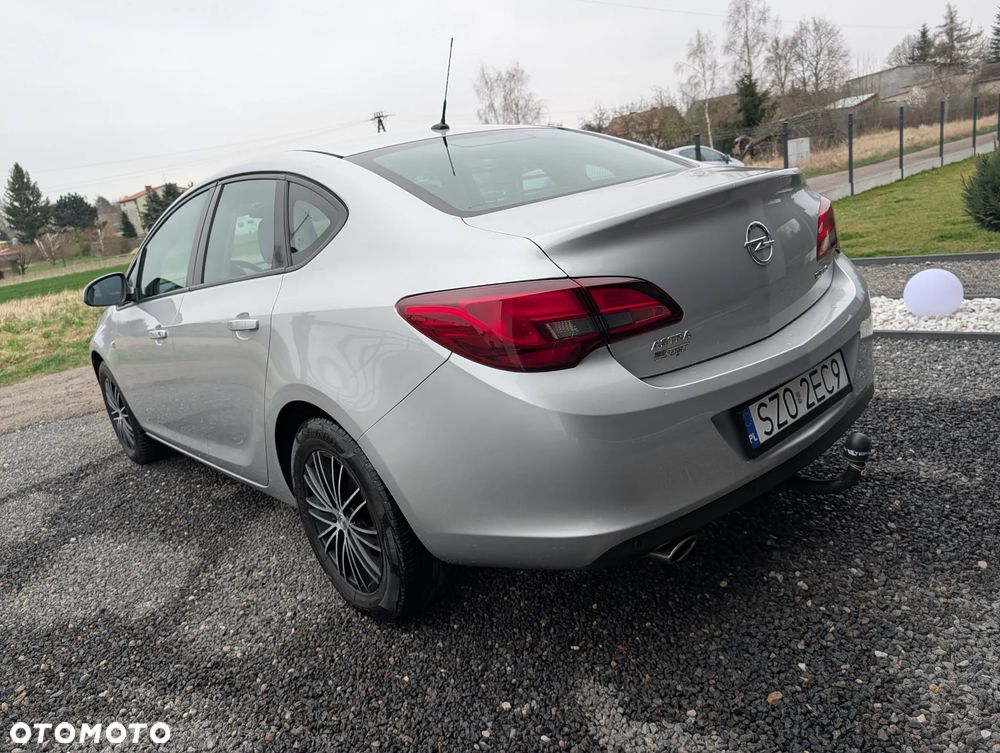Opel Astra 1.4 Turbo ecoFLEX Start/Stop - 13
