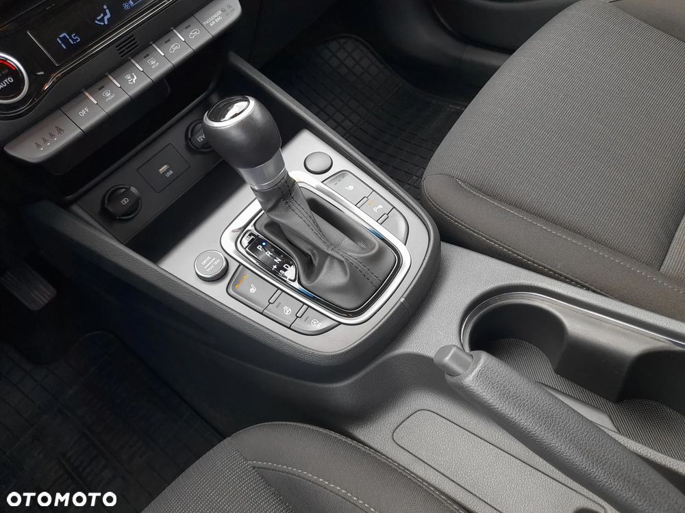 Hyundai Kona 1.0 T-GDI Style DCT - 17