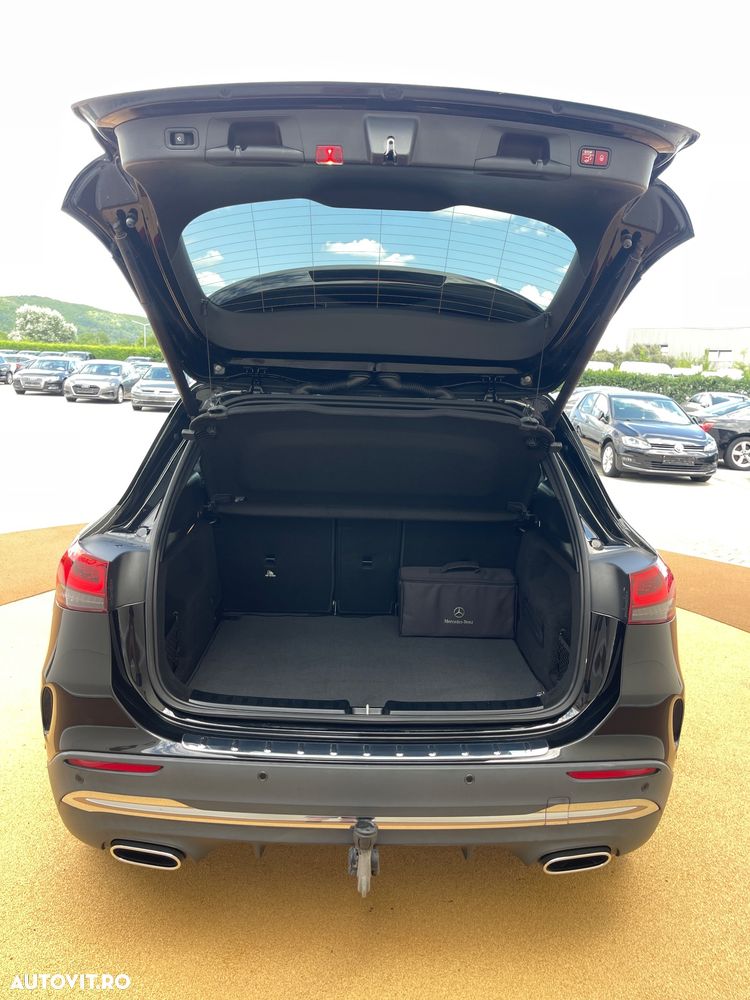 Mercedes-Benz GLA - 25