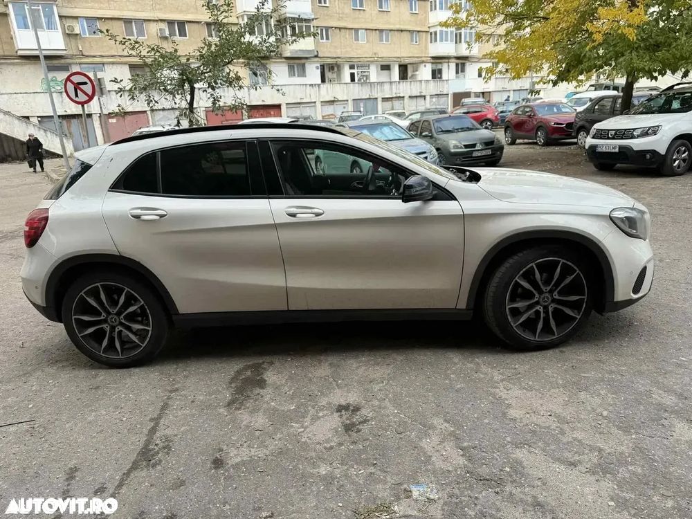 Mercedes-Benz GLA - 6