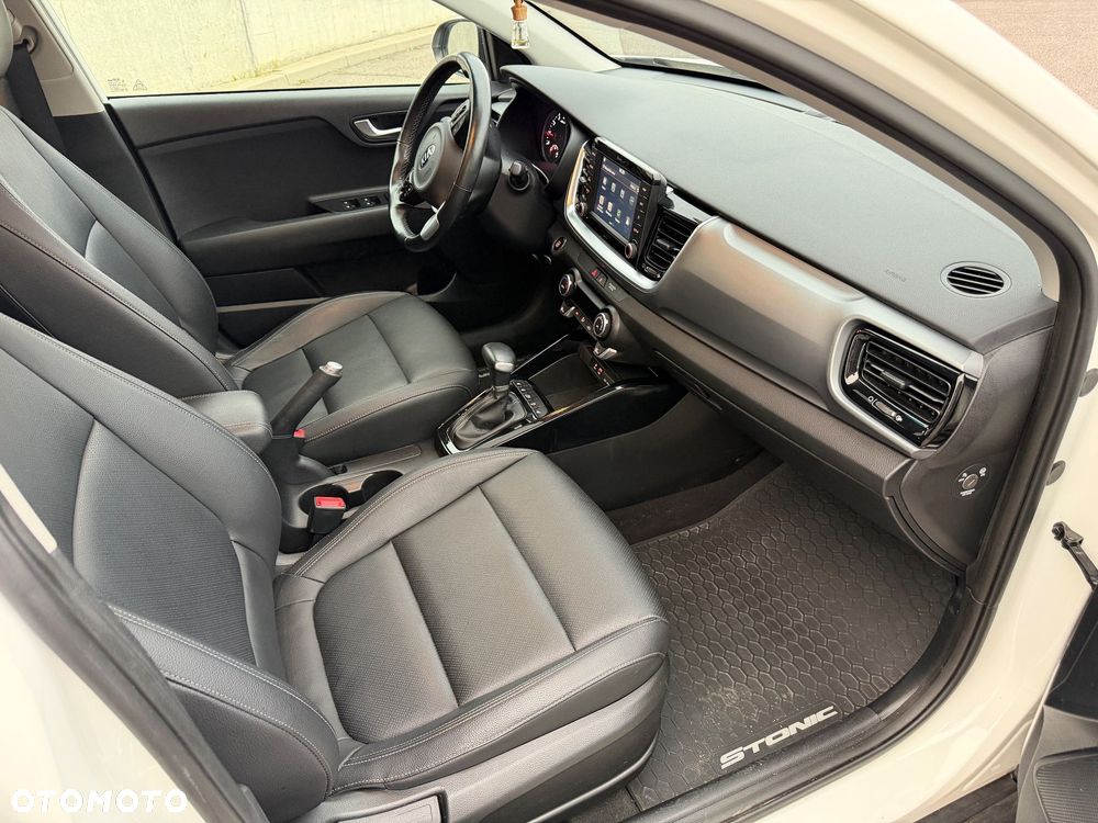 Kia Stonic 1.0 T-GDI DCT OPF Vision - 11