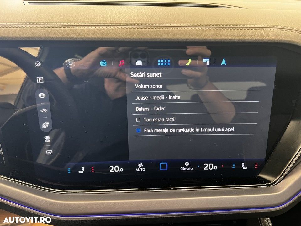 Volkswagen Touareg - 25