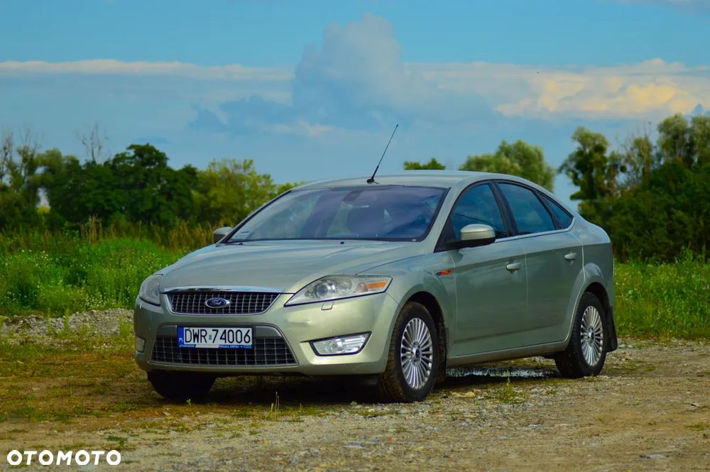 Ford Mondeo 2.0 Titanium - 1
