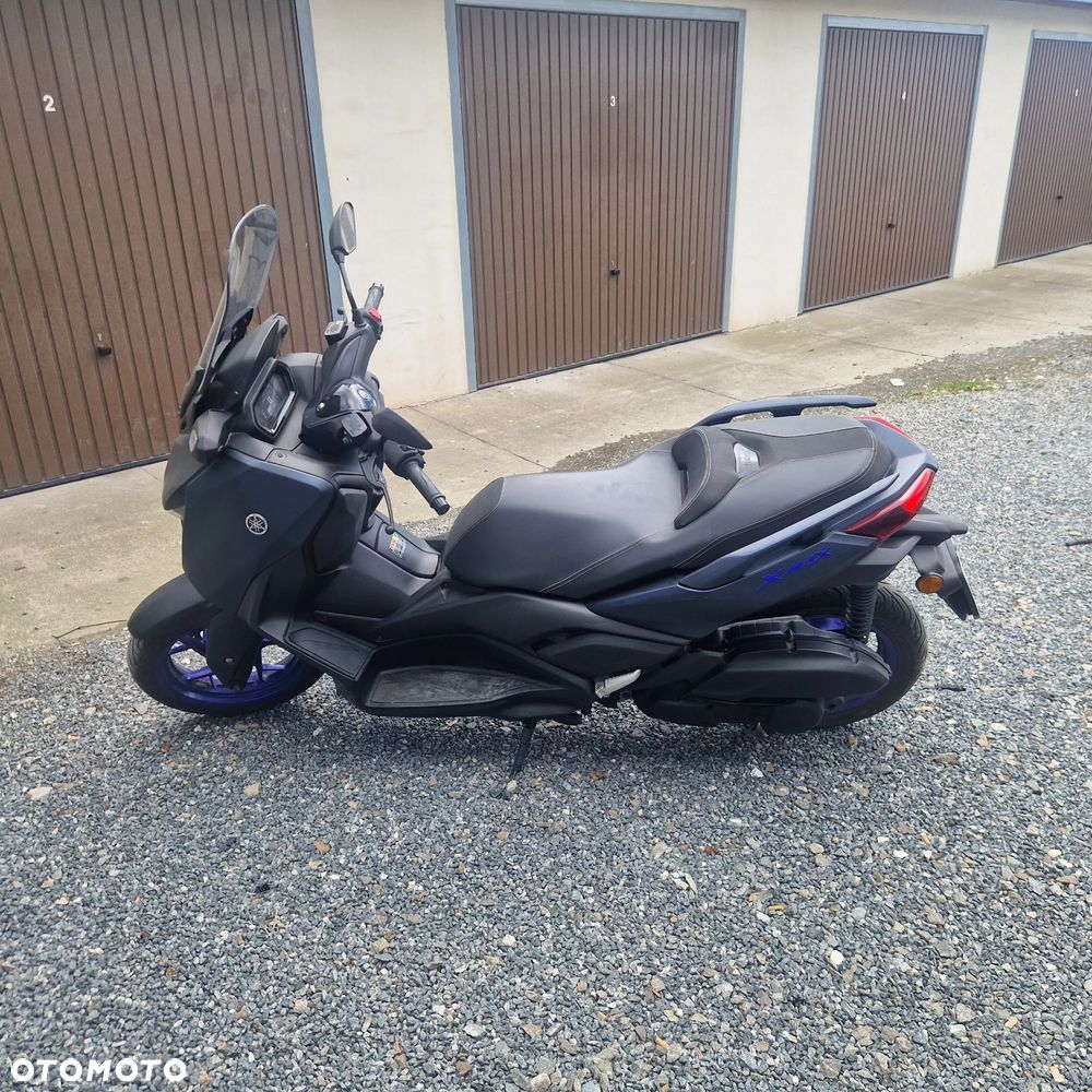 Yamaha X-max - 4