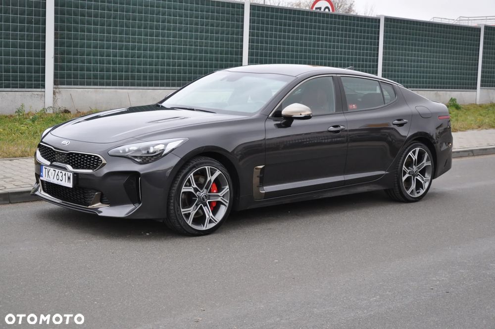 Kia Stinger 3.3 T-GDI V6 GT AWD - 32